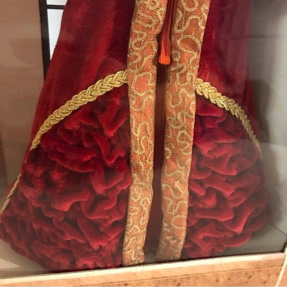 STAR WARS EPISODE I QUEEN AMIDALA RED SENATE GOWN 1999 PORTRAIT EDITION NIB - Picture 6 of 10